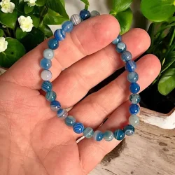 Krystalarmb�nd i bl� agat � 6 mm perler � Ro, styrke og pasform til 15�17 cm 
