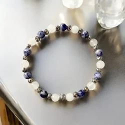 HjerteRo krystalarmbnd i sodalit og hvid jade  passer hndled 16-18 cm