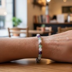 Krystalarmb�nd til overgangsalder med rosenkvarts, ametyst og aventurin