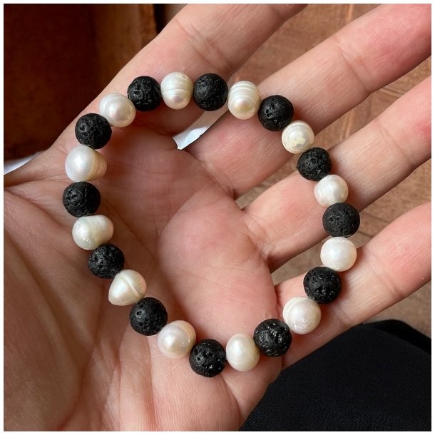 Krystal armbnd | Ferskvandsperler | lavasten | 8 mm. perler | Ml 16 - 19 cm