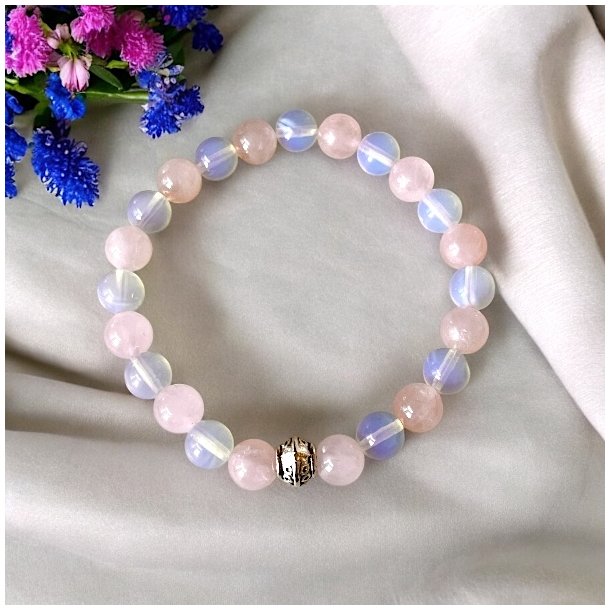 Blid Harmoni  Hndlavet Krystalarmbnd med Opalit &amp; Rosenkvarts | 16,5-18 cm