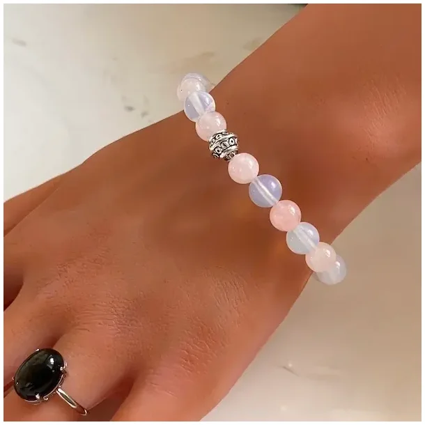 Blid Harmoni  Hndlavet Krystalarmbnd med Opalit &amp; Rosenkvarts | 16,5-18 cm
