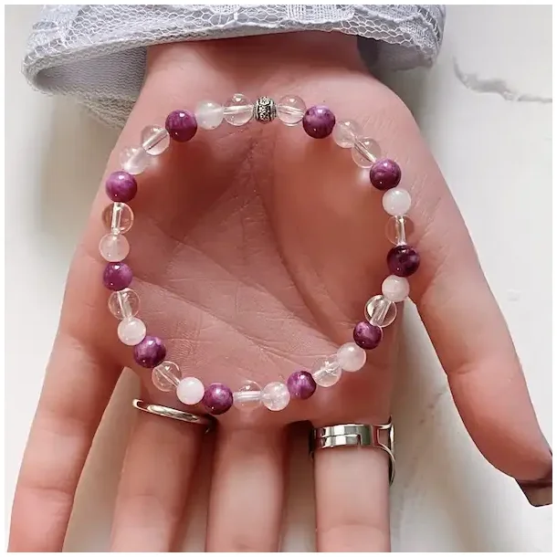 Krystal armb�nd mod stress og angst med smuk charm | 6-7 mm stenperler | m�l imellem 17 - 19 cm
