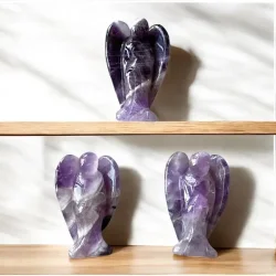 Bndametyst krystalengel  4 cm sttte til indre ro, spirituel klarhed og energimssig balance.