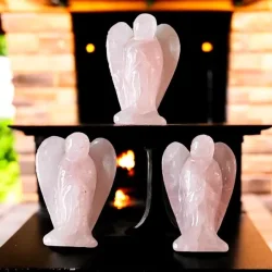 Rosenkvarts krystalengel  4 cm sttte til krlighed og indre balance.