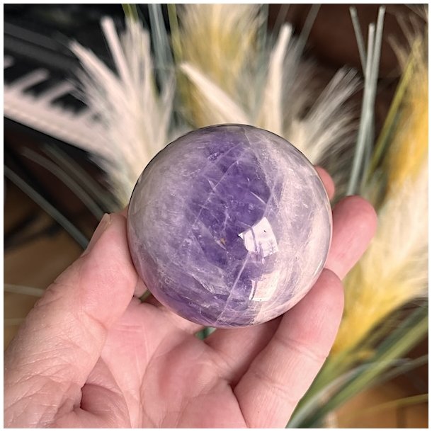 Bndametyst kugler 4,65,6 cm  smukke poleret kugler med unikke mnstre