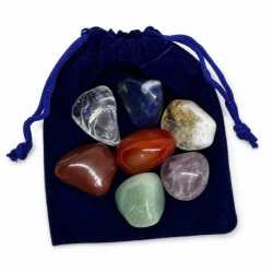 7 Chakra Krystals�t med stofpose og �gte chakra krystaller til meditation, yoga, mindfulness og energiarbejde