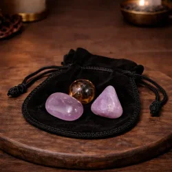 Krystals�t til ADHD med lepidolit, ametyst og r�gkvarts i lommesten