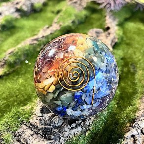 Orgonit kugle m. 7 chakra sten | Ml 6 cm