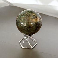 Kuglestandere i slvfarvet metal, Ml 5,5 x 4,2 cm