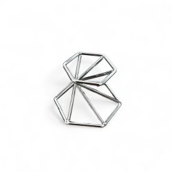 Kuglestandere i slvfarvet metal, Ml 5,5 x 4,2 cm