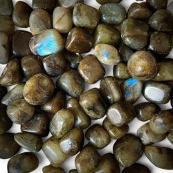 Labradorit | lommesten | M�l ca. 2 - 3 cm