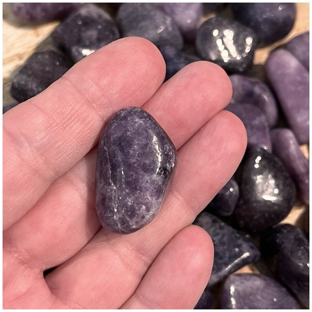 Lepidolit | lommesten | M�l  2 - 3 cm