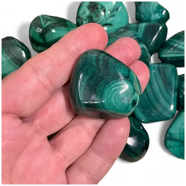 Malakit lommesten i smukke grnne nuancer (34 cm)