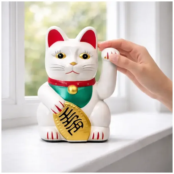 Hvid Lucky Cat Maneki Neko 15 cm � bring held, velstand og harmoni ind i dit liv.