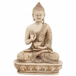 Elegant hvid Buddha figur p� 13 cm med fredfyldt udtryk og dekorative detaljer.