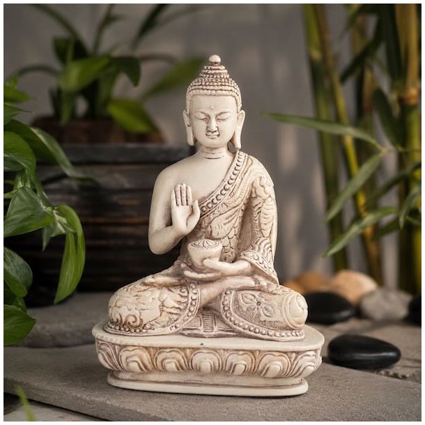 Buddha figur 13 cm i hvid med antik finish siddende med almissesk�l og fine detaljer.