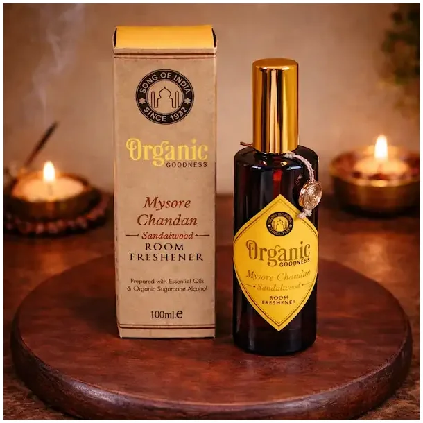 Mysore Chandan Sandeltr� Smudgespray 100 ml � R�gfri Energirens med sandeltr�