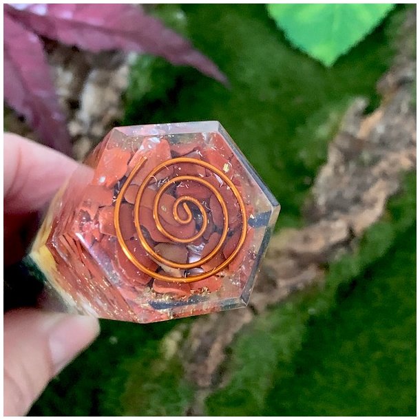 Super smukke obelisk/trne orgonit m. 7 chakra sten - 12 cm