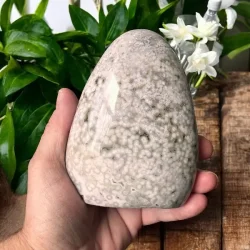 Unika Ocean jaspis freeform 10,5 cm  unik poleret sten med farver og naturlige huler