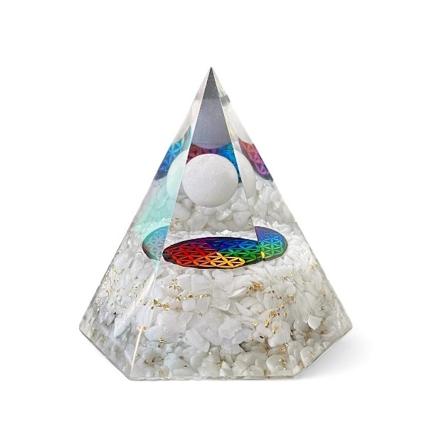 Stor Hexagonal Hvid Agat Orgonit Pyramide � Harmoni, Beskyttelse og Energetisk Balancering
