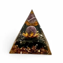 Orgonit pyramide med sort obsidian og ametystkugle i lotus 6 x 6 cm