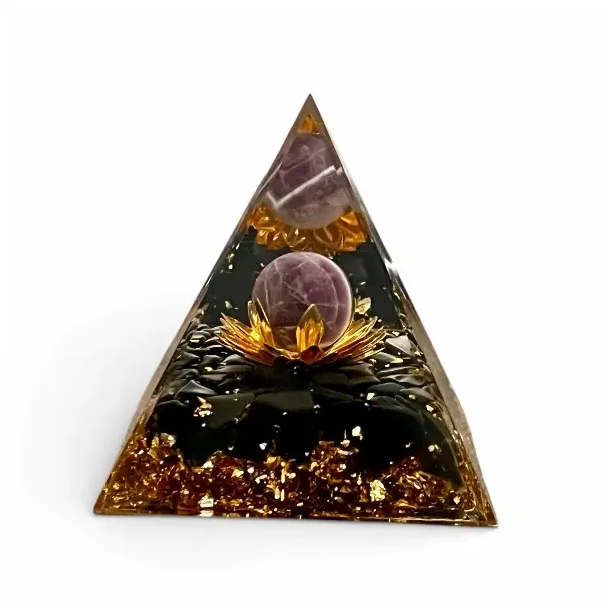 Orgonit pyramide med sort obsidian og ametystkugle i lotus 6 x 6 cm