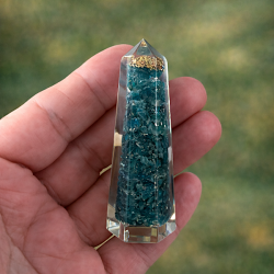 Orgonit t�rn med bl� apatit 8 cm � EMF beskyttelse &amp; energibalance