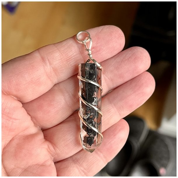 Orgonit Spiral Vedhng 4,5 cm med Shungit