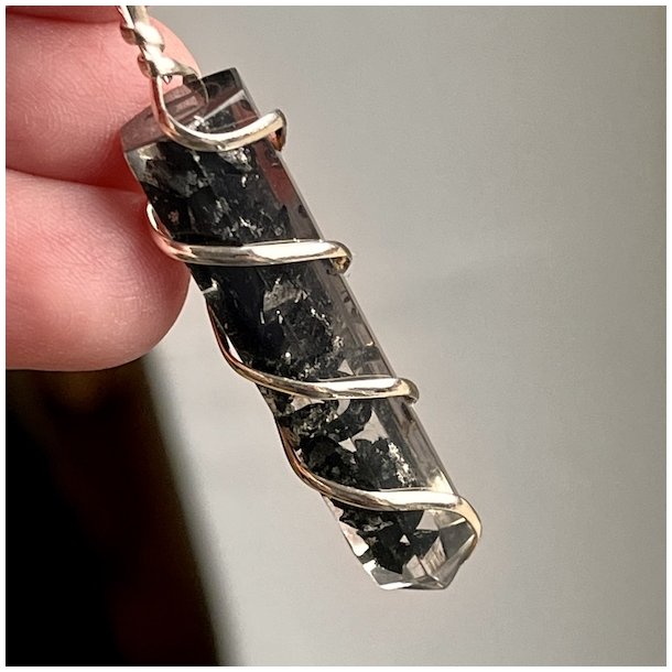 Orgonit Spiral Vedhng 4,5 cm med Shungit