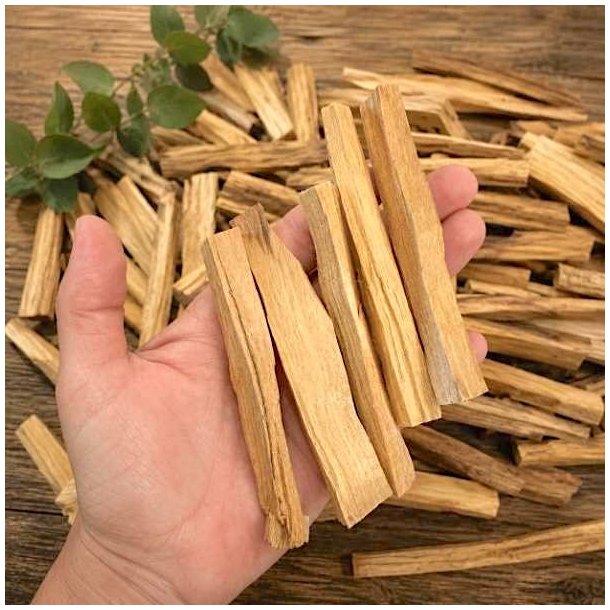 Palo Santo tr� sampak med 5 stykker i forskellige naturlige st�rrelser