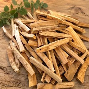 Palo Santo tr� sampak med 5 naturlige stykker fra Peru