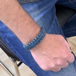 Stilfuldt, robust og unikt paracord armbnd  hndlavet kvalitet, model G