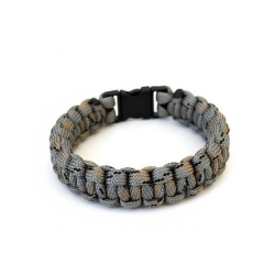 Stilfuldt, robust og unikt paracord armb�nd � h�ndlavet kvalitet, model F