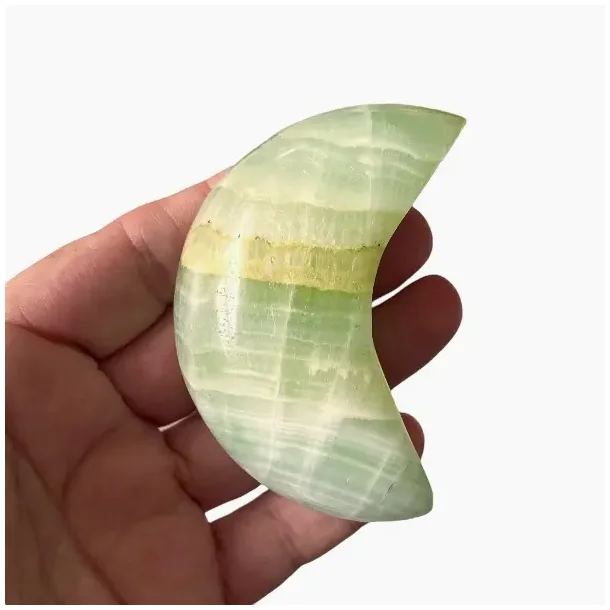 Unikke pistacie calcit Mner  hndskrne og polerede i forskellige strrelser og vgtklasser