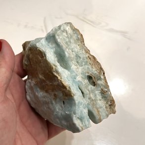 Unik Bl Aragonitkrystal i R Form  462 g  En Krystal i Srlig Fin Kvalitet