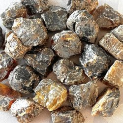 Naturligt Baltisk Rav i R Form  Unikke Stykker, 3-3,5 cm, 6-8 g