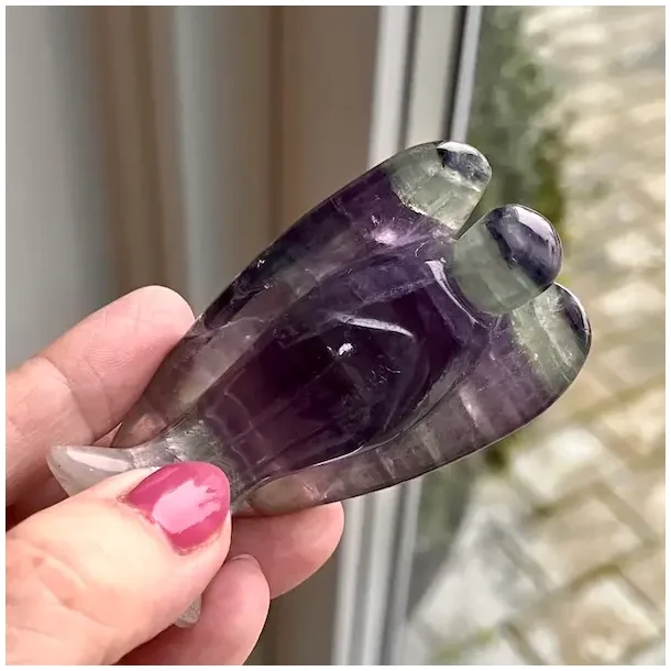 One of a Kind Regnbue Fluorit Engel 8 cm i fineste Naturlige Nuancer