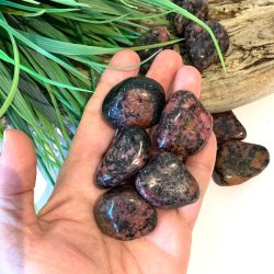 Rhodonit | lommesten | Ml 3 - 4 cm