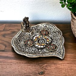 Ganesha Metal Rgelsesholder