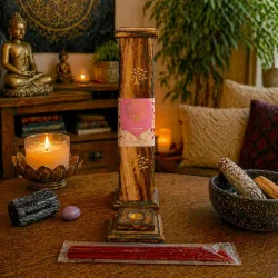 Smukt r�gelsest�rn med sort turmalin, palo santo og salvie i rolig indretning