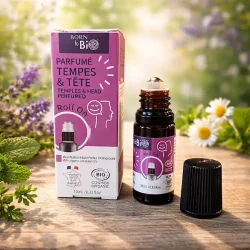 Born to Bio Temples & Head Roll On med �ske og l�g placeret i naturligt milj� med urter og blomster.