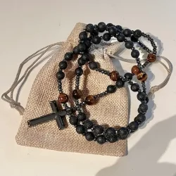 Rosenkransk�de med Lavasten, Tiger�je, H�matitperler og H�matitkors | Totall�ngde 70 cm