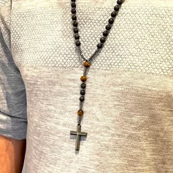 Rosenkranskde med Lavasten, Tigerje, Hmatitperler og Hmatitkors | Totallngde 70 cm