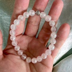Krystal armbnd | Rosenkvarts Aura facetslebet | 8 mm. stenperler | Charm | Ml 16 - 19 cm