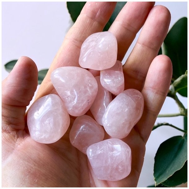 Rosenkvarts ekstra fin kvalitet,  Ml ca. 2,5 - 3 cm