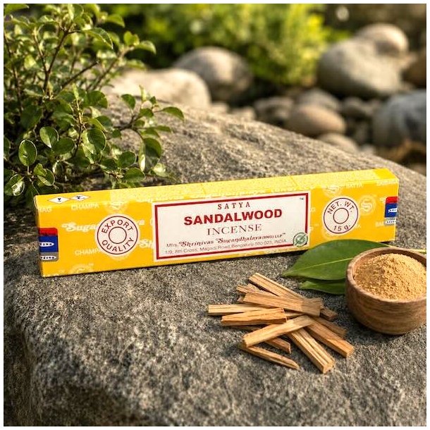 Satya Sandalwood r�gelsespinde 15 g &ndash; h�ndrullet indisk sandeltr� r�gelse