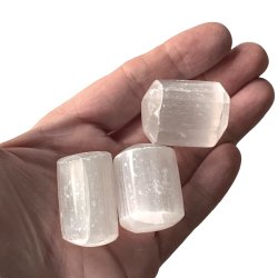 Selenit kuber ca. 3 cm � til healing og energirensning!
