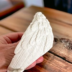 Hjerteformede skle med englevinger  elegant opbevaring og magisk dekor