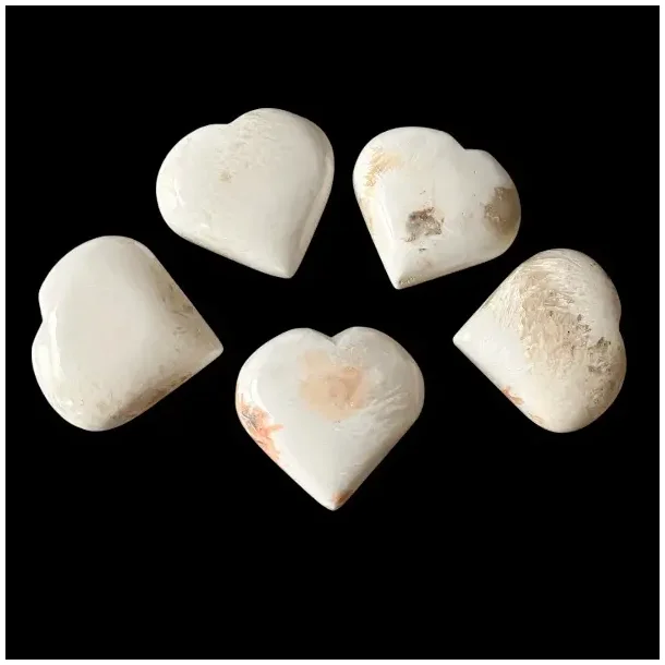 Skolezit hjerter i fin kvalitet � ro, klarhed og spirituel forbindelse